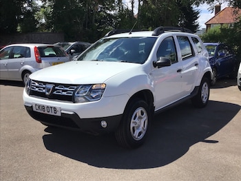Used Dacia Duster 2018 for sale - 74905175: Photo