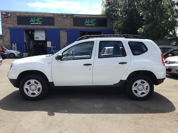 Used Dacia Duster 2018 for sale - 74905175: Photo