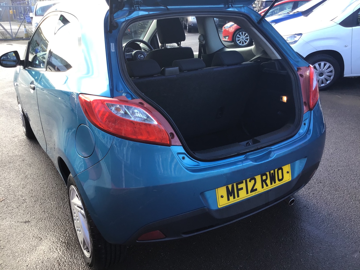 Used Mazda Mazda2 2012 for sale - 76616854: Photo 13