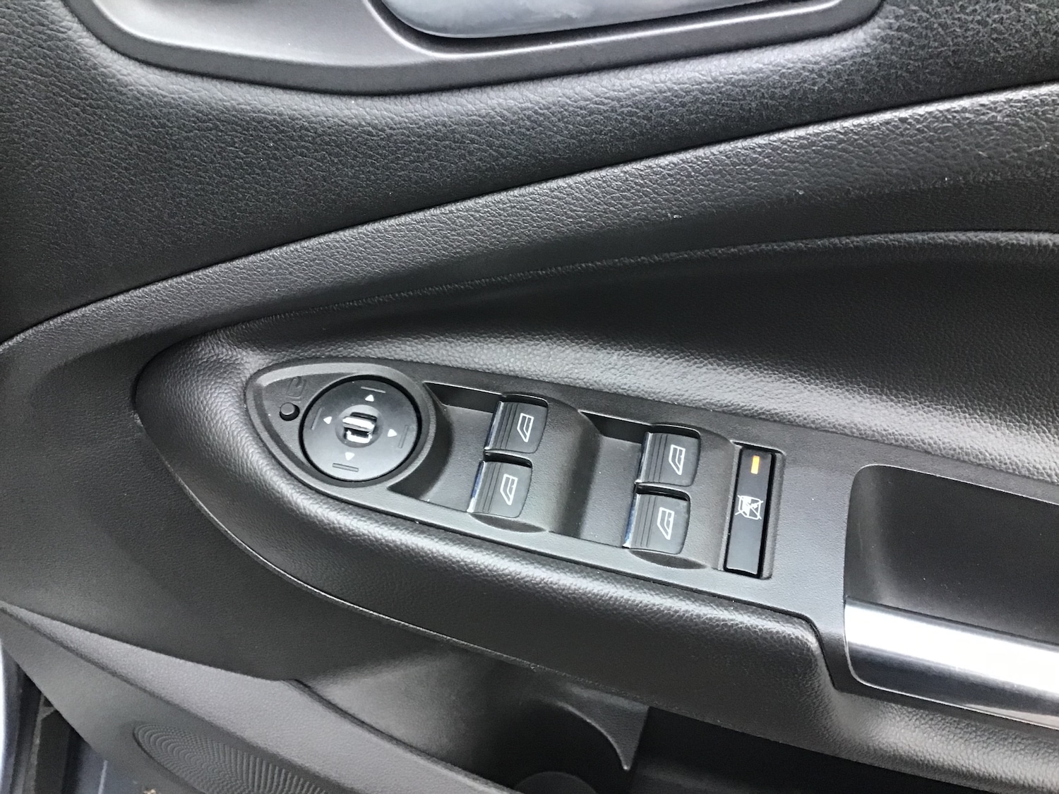 Used Ford Kuga 2014 for sale - 76896378: Photo 29