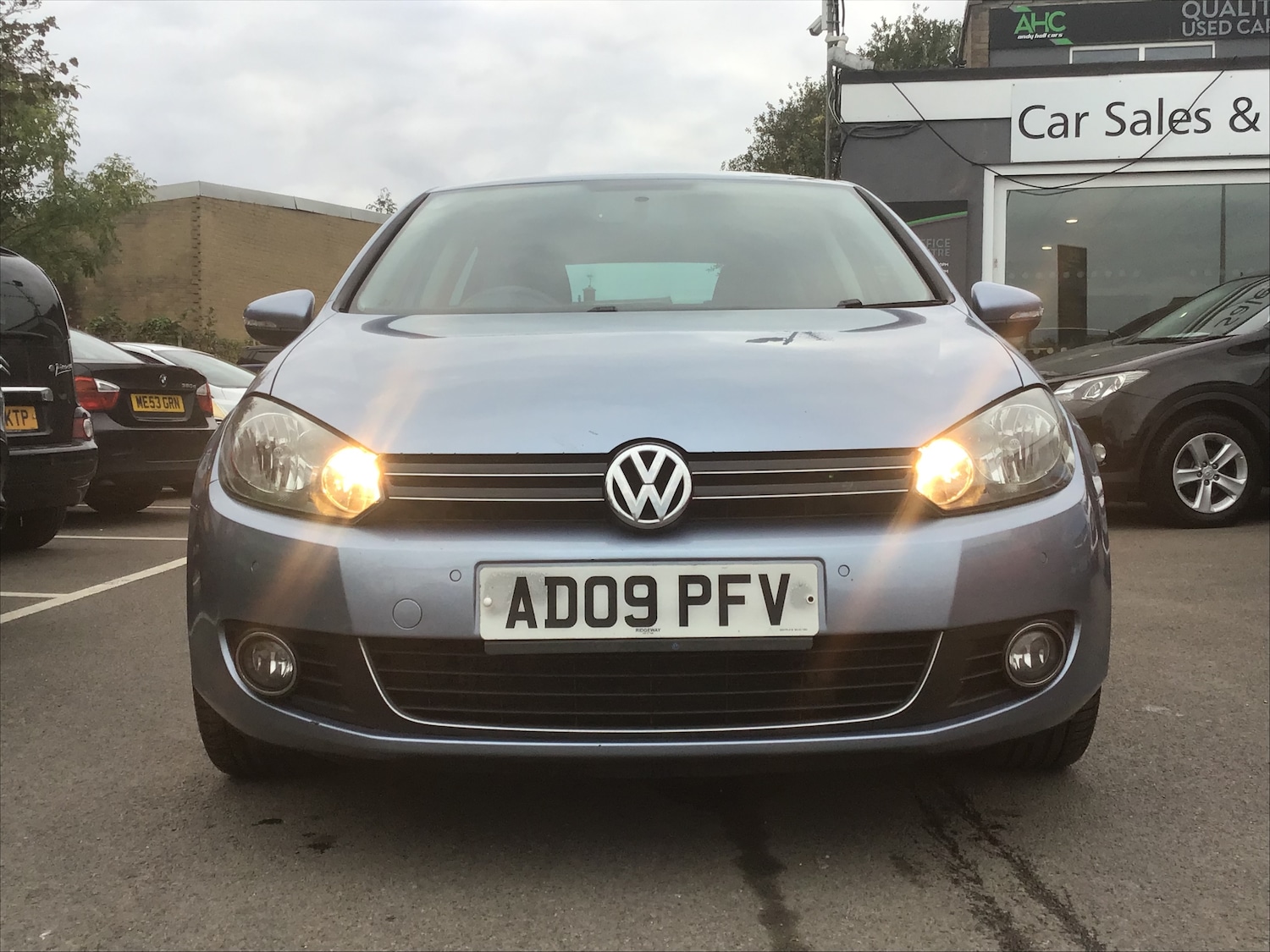 Used Volkswagen Golf 2009 for sale - 76274424: Photo 2