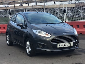 Used Ford Fiesta 2016 for sale - 77679752: Photo