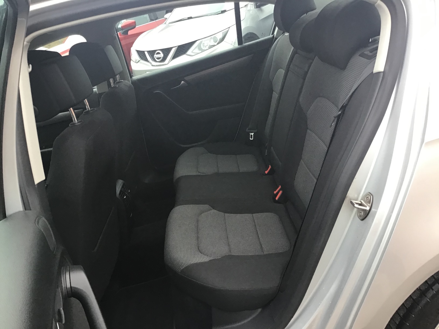 Used Volkswagen Passat 2012 for sale - 77501933: Photo 15