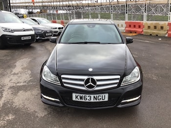 Used Mercedes-Benz C Class 2014 for sale - 77276752: Photo