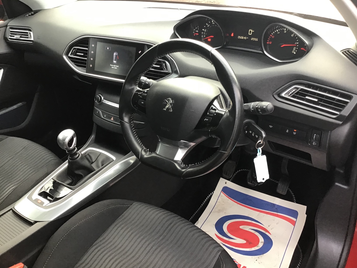 Used Peugeot 308 2015 for sale - 76905172: Photo 21