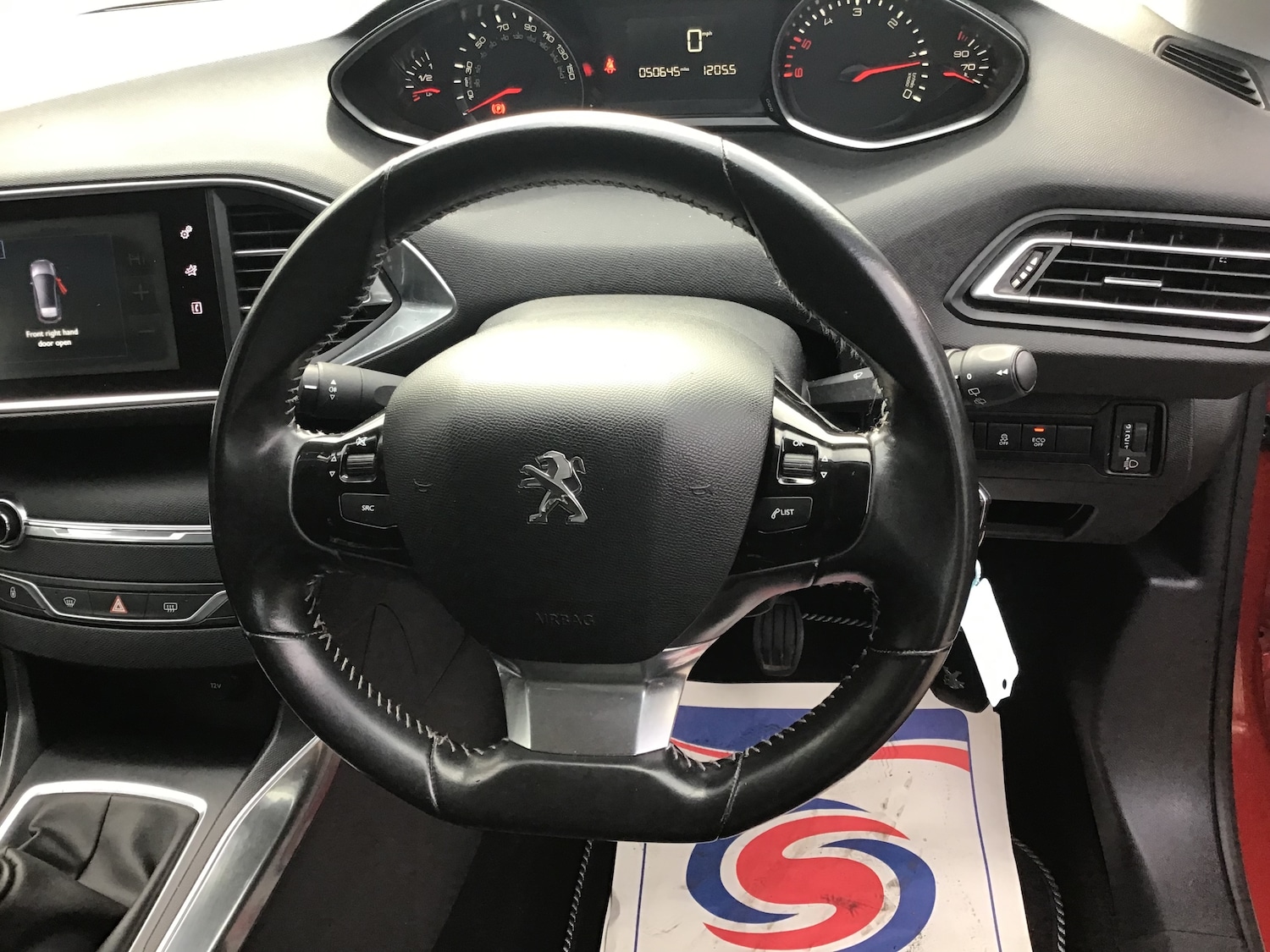 Used Peugeot 308 2015 for sale - 76905172: Photo 22