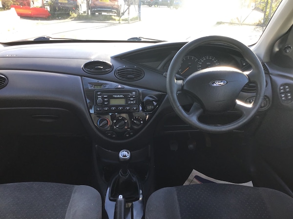 Used Ford Focus 2004 for sale - 76134133: Photo 20