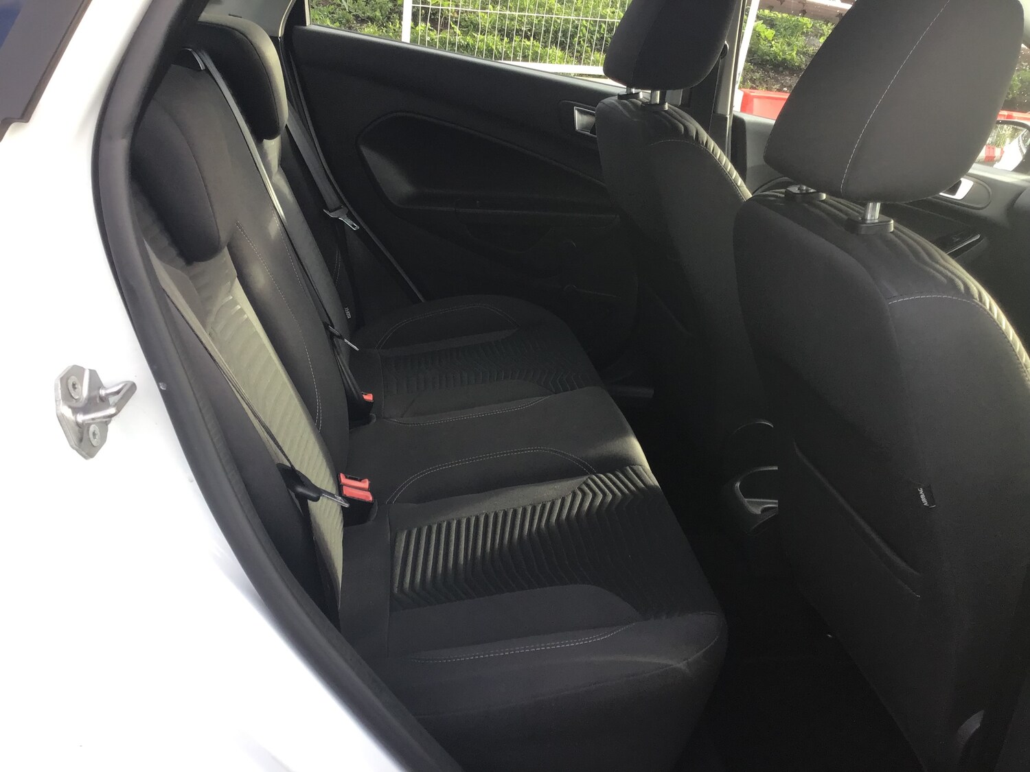 Used Ford Fiesta 2015 for sale - 76625720: Photo 12