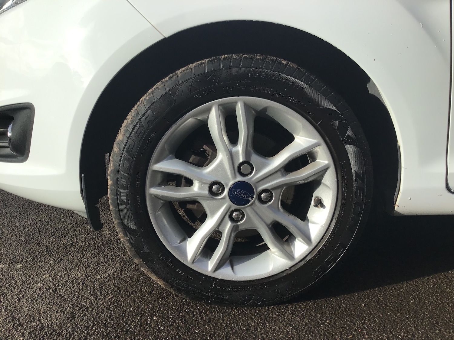 Used Ford Fiesta 2015 for sale - 76625720: Photo 16