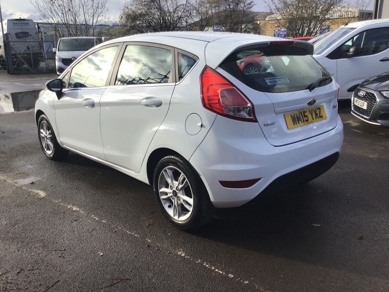 Used Ford Fiesta 2015 for sale - 76625720: Photo 6