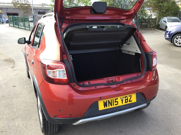 Used Dacia Sandero Stepway 2015 for sale - 76157868: Photo 11
