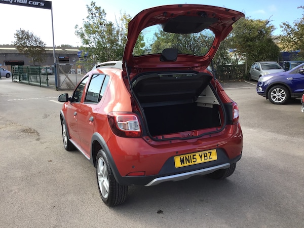 Used Dacia Sandero Stepway 2015 for sale - 76157868: Photo 12