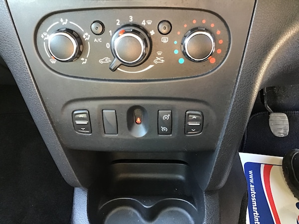Used Dacia Sandero Stepway 2015 for sale - 76157868: Photo 23