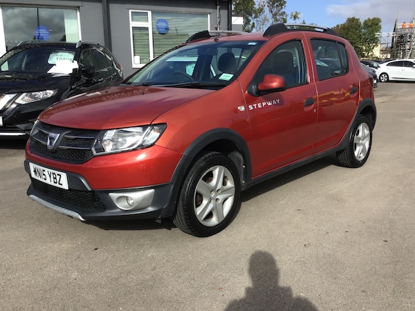 Used Dacia Sandero Stepway 2015 for sale - 76157868: Photo 3