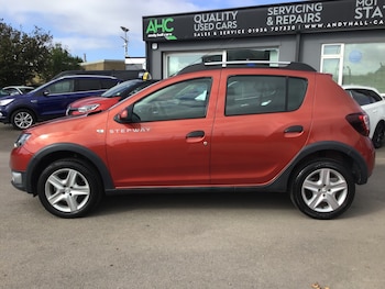 Used Dacia Sandero Stepway 2015 for sale - 76157868: Photo 4