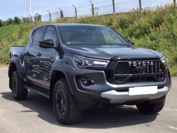 2025 (25) - 2.8 D-4D GR SPORT II Pickup Double Cab 4dr Diesel Auto 4WD Euro 6 (s/s) (20