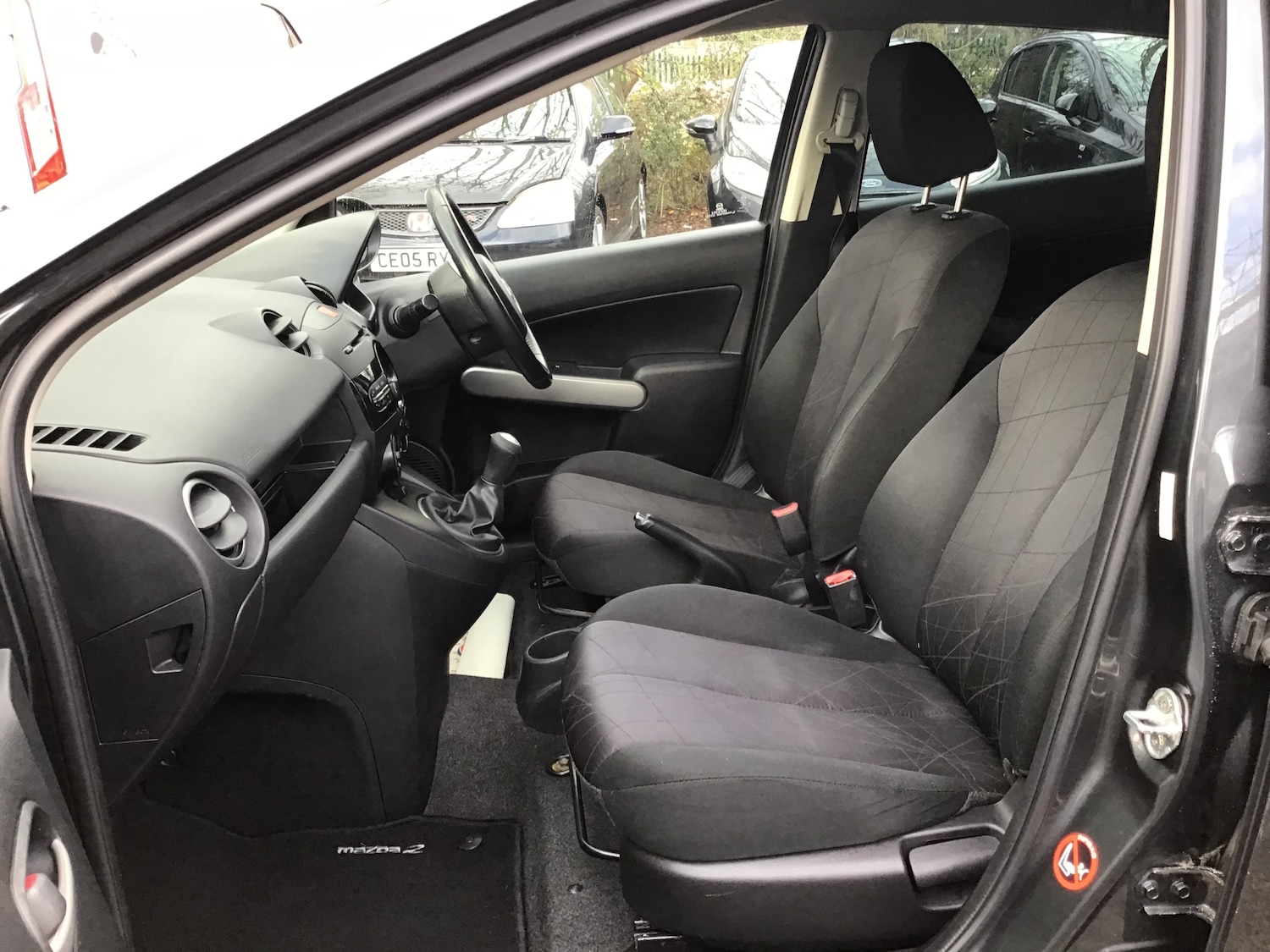 Used Mazda Mazda2 2013 for sale - 76535042: Photo 12