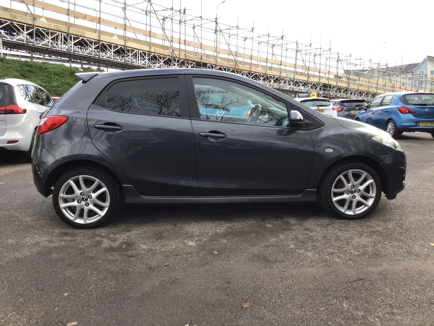 Used Mazda Mazda2 2013 for sale - 76535042: Photo 7