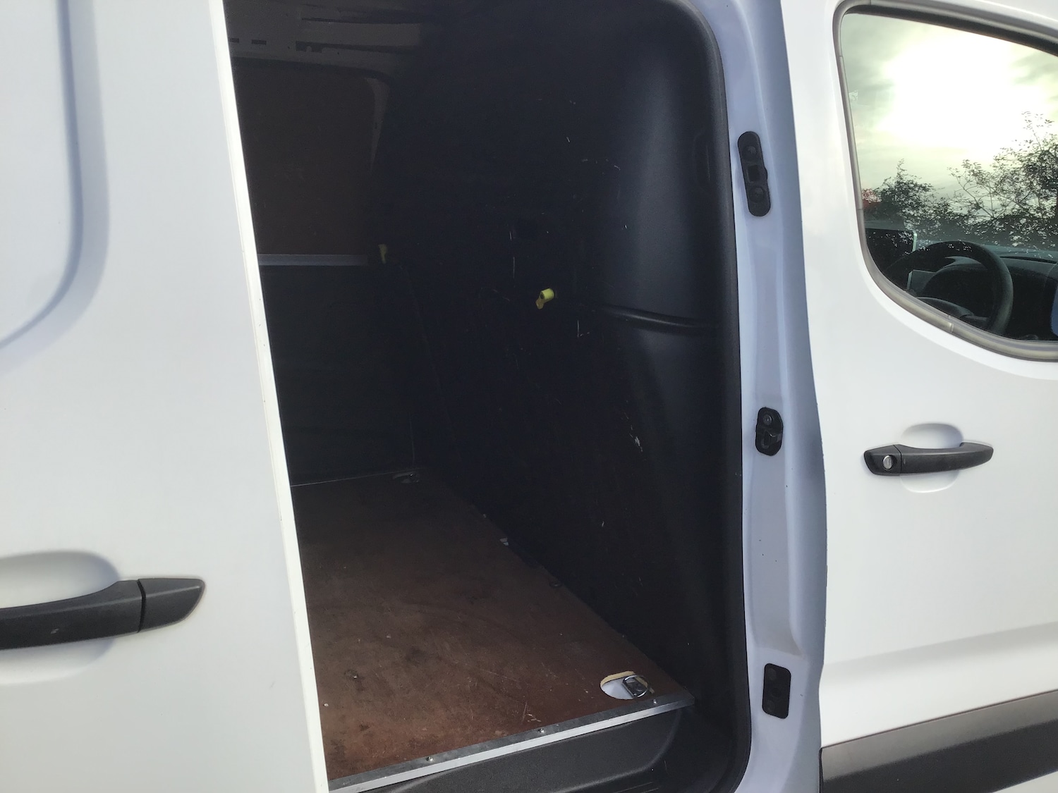 Used Citroen Berlingo 2020 for sale - 76128010: Photo 12