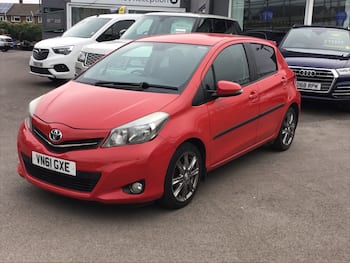 Used Toyota Yaris 2011 for sale - 79630591: Photo