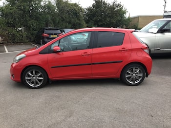 Used Toyota Yaris 2011 for sale - 79630591: Photo
