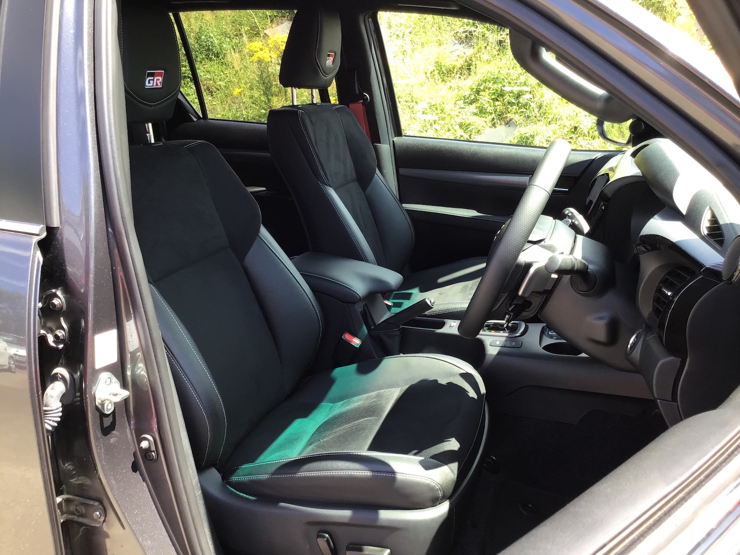 Used Toyota Hilux for sale - 77804966: Photo 11