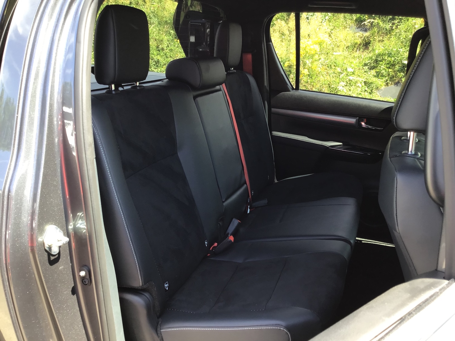 Used Toyota Hilux for sale - 77804966: Photo 12