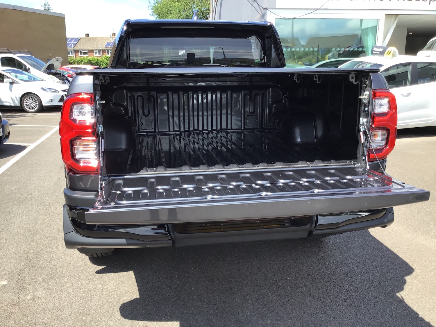 Used Toyota Hilux for sale - 77804966: Photo 13