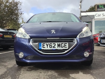 Used Peugeot 208 2012 for sale - 76281096: Photo