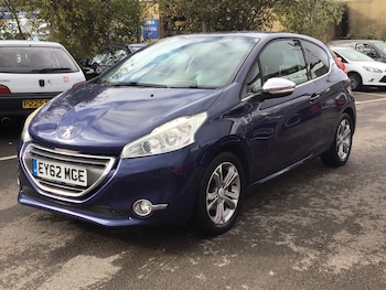 Used Peugeot 208 2012 for sale - 76281096: Photo