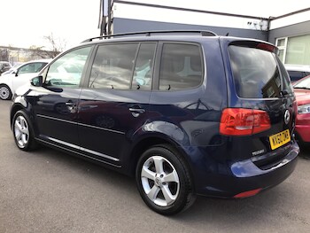 Used Volkswagen Touran 2010 for sale - 75356151: Photo