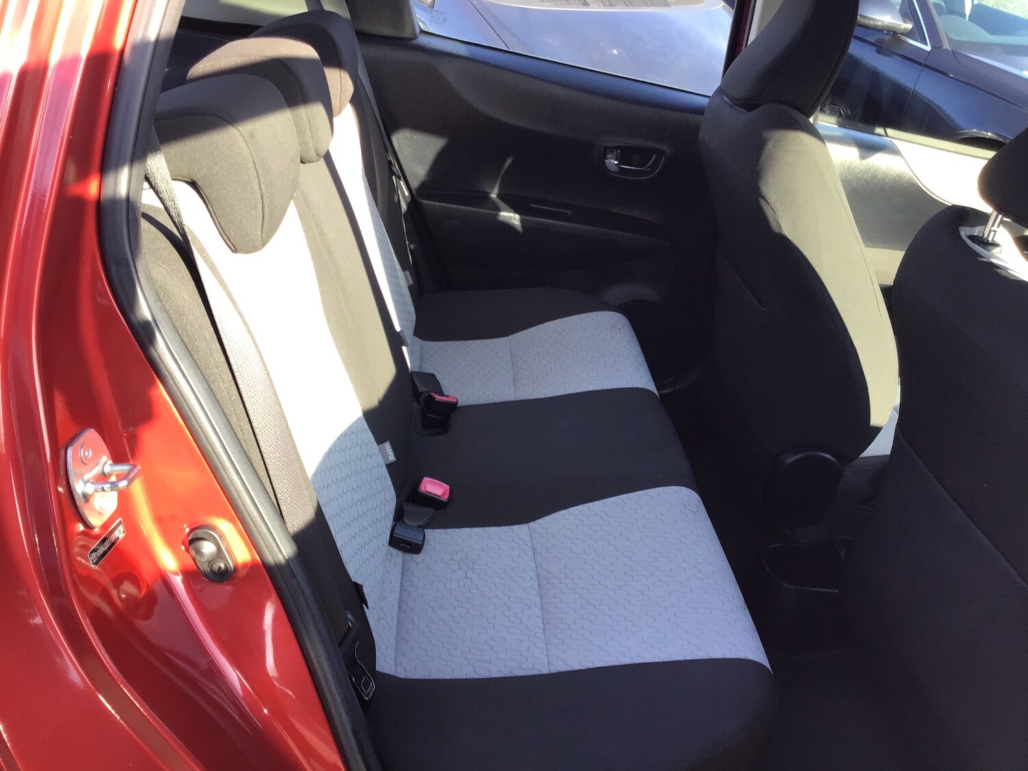 Used Toyota Yaris 2013 for sale - 77951692: Photo 12