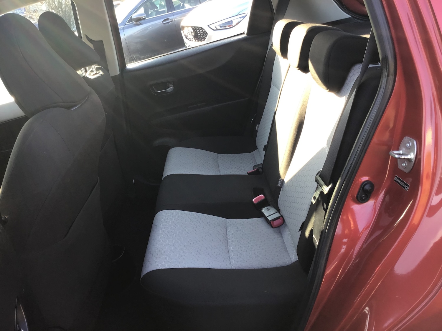 Used Toyota Yaris 2013 for sale - 77951692: Photo 13