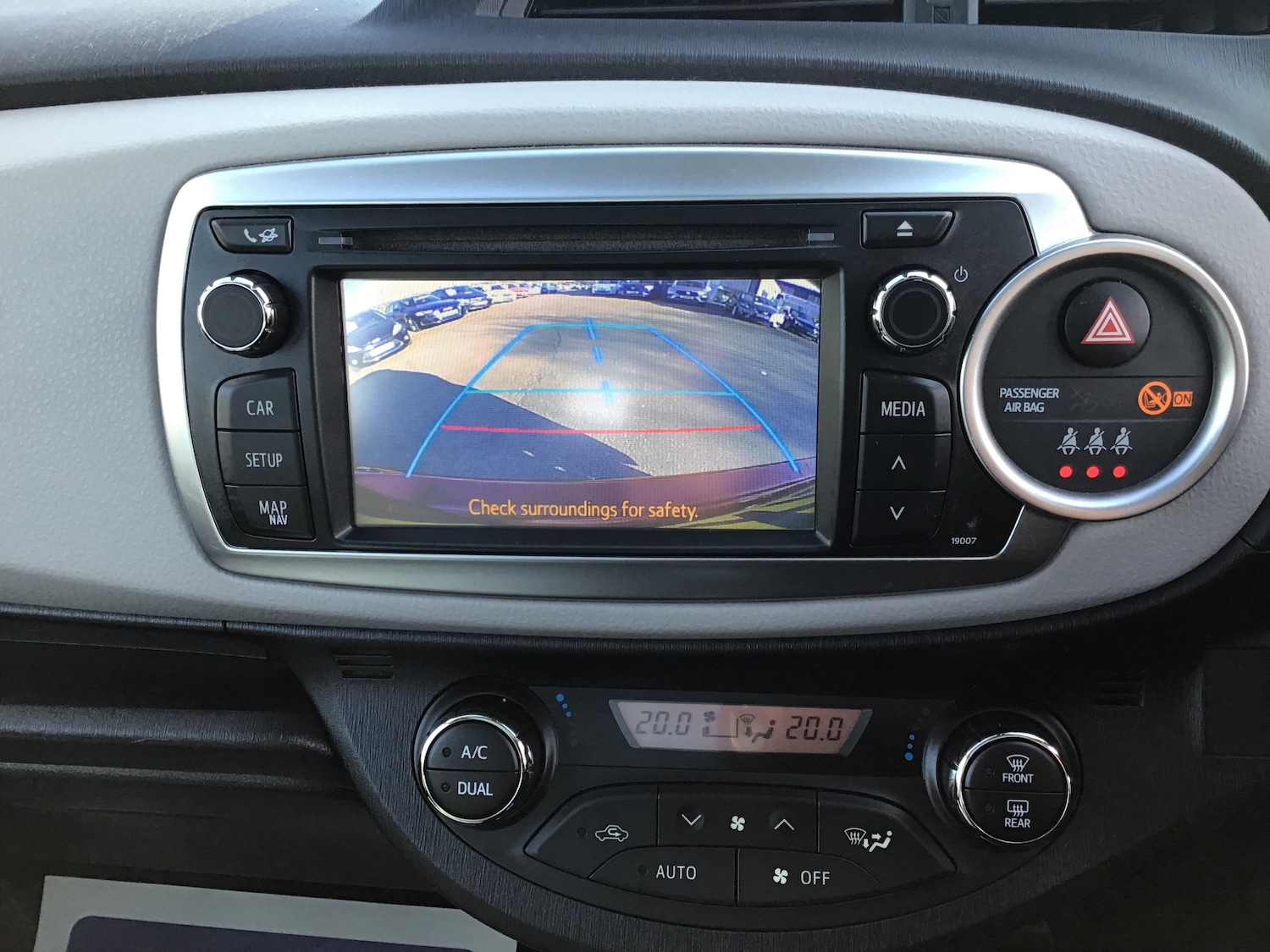 Used Toyota Yaris 2013 for sale - 77951692: Photo 19