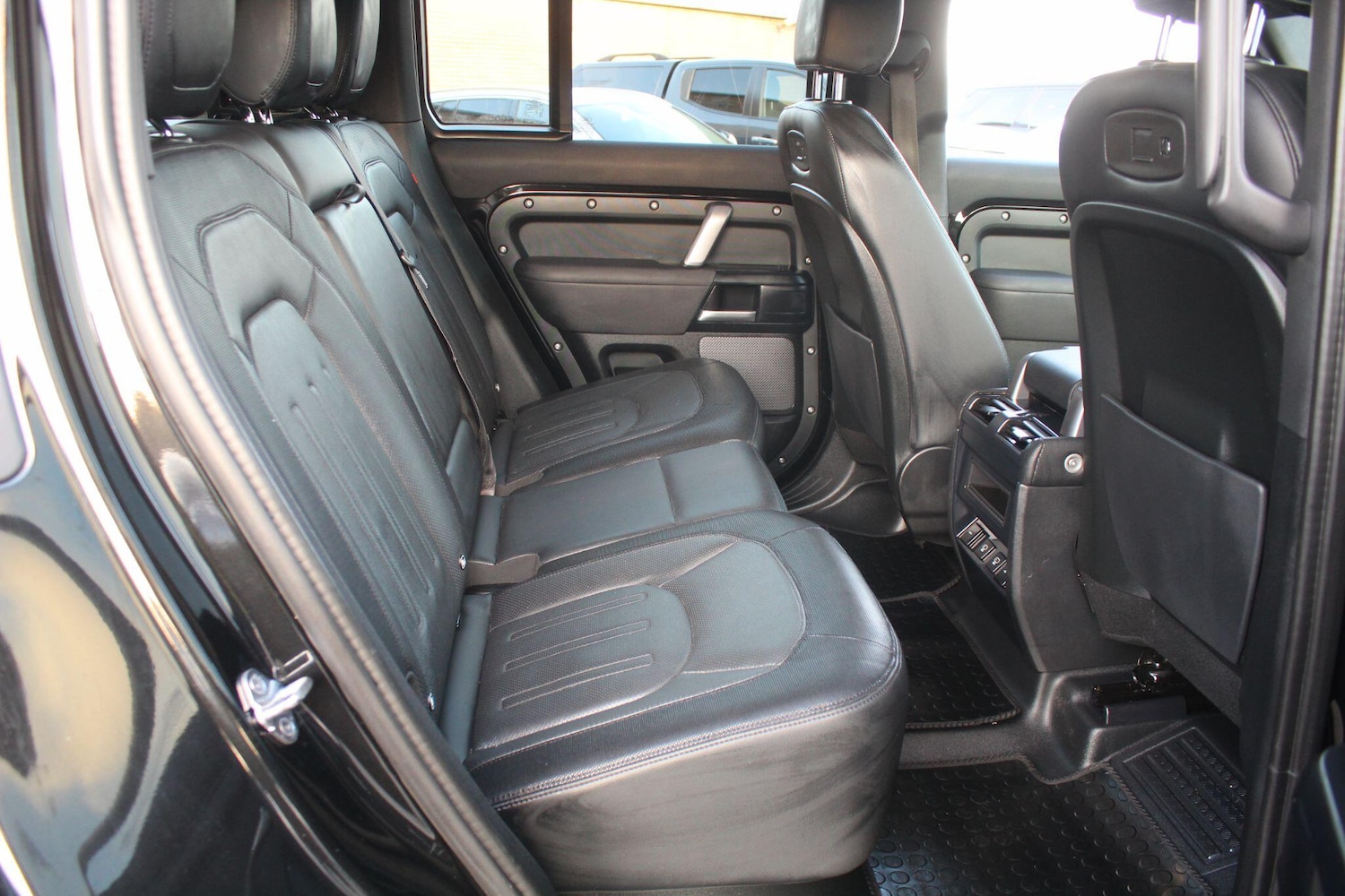 Used Land Rover Defender 110 2021 for sale - 77057555: Photo 33