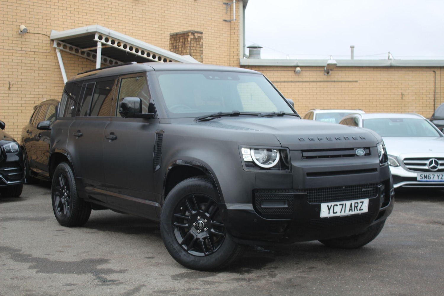 Used Land Rover Defender 110 2021 for sale - 77057555: Photo 6