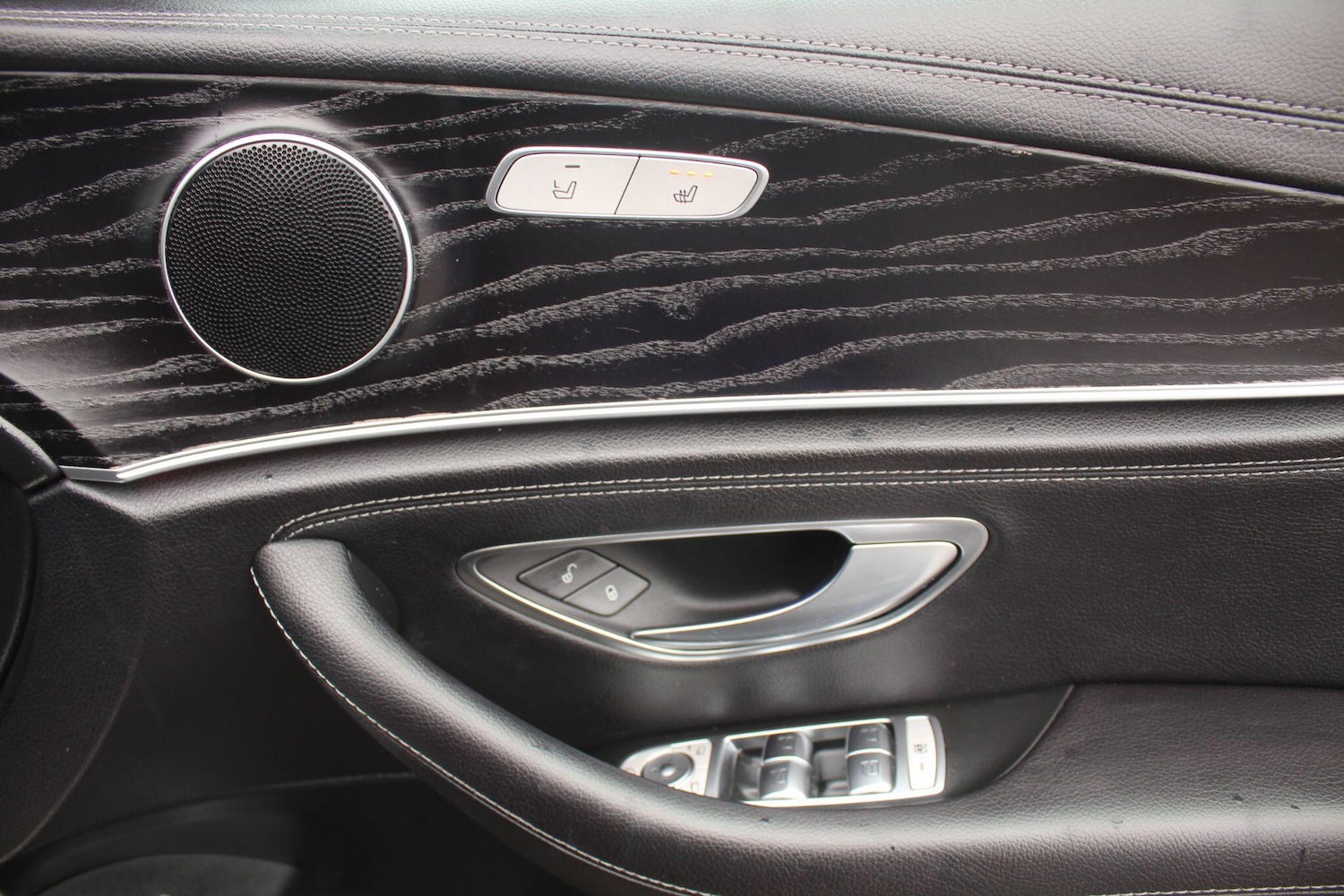 Used Mercedes-Benz E Class 2018 for sale - 76992683: Photo 28