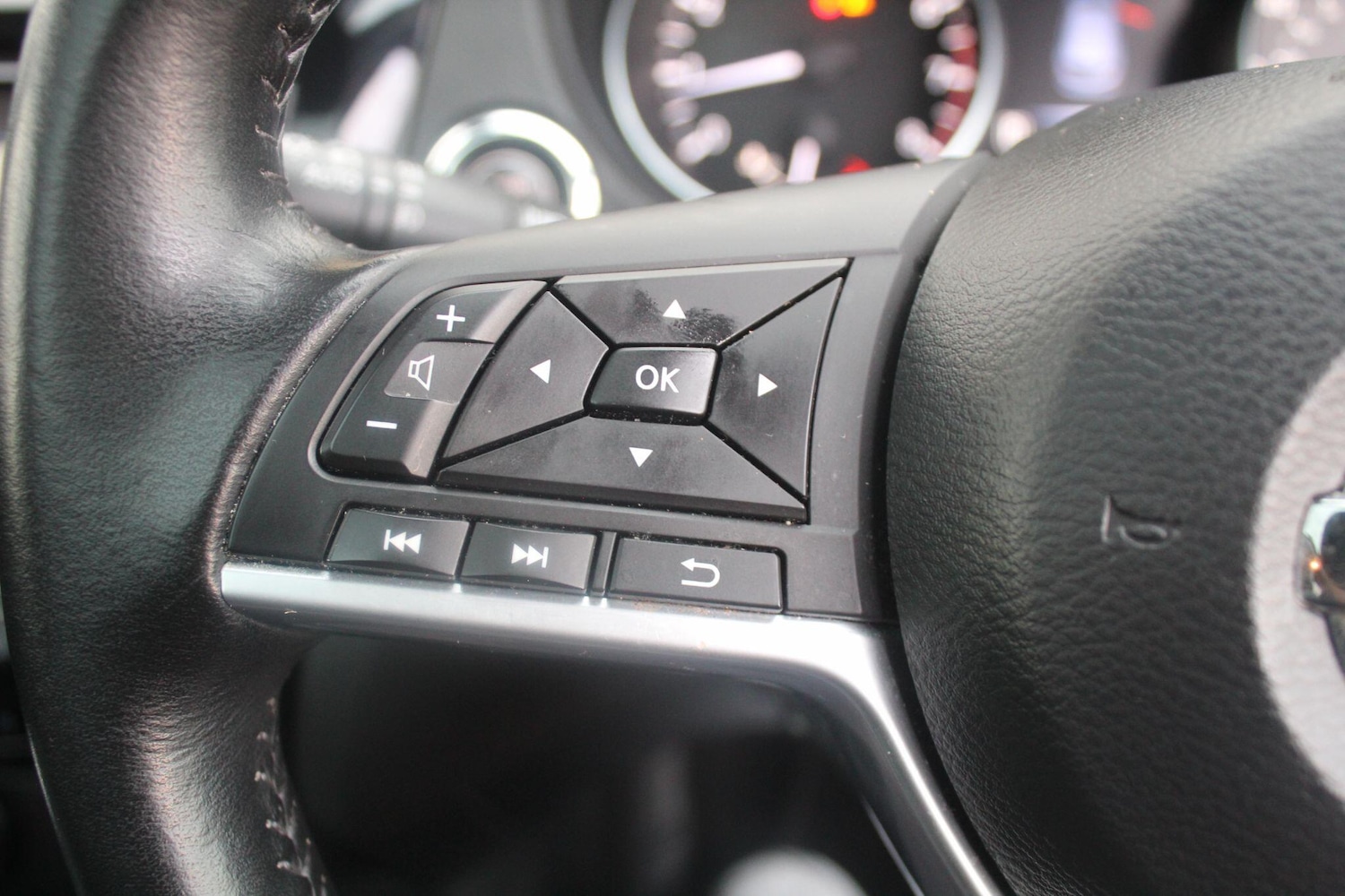 Used Nissan Qashqai for sale - 77238217: Photo 35