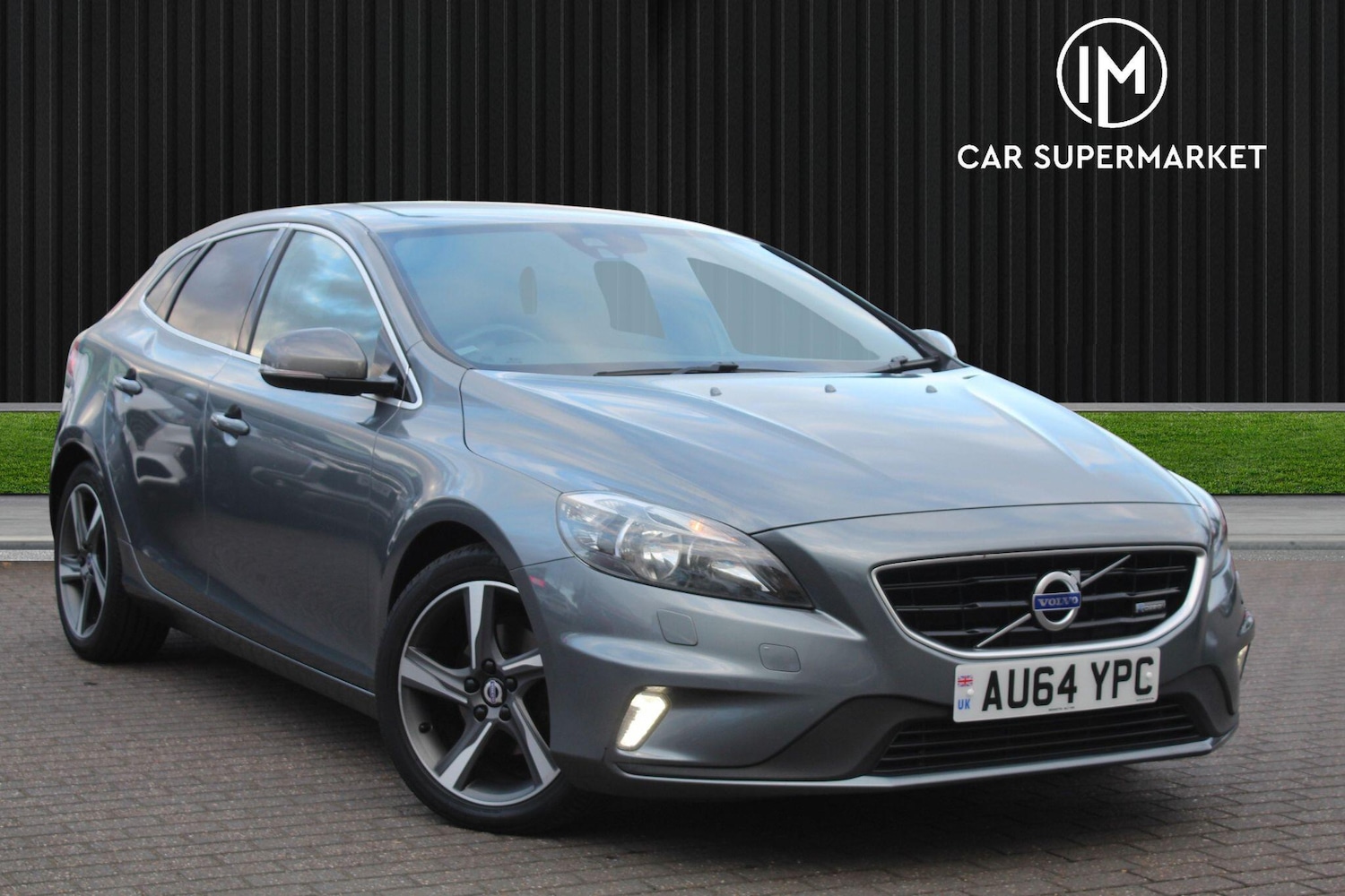 Used Volvo V40 2014 for sale - 76059511: Photo 1