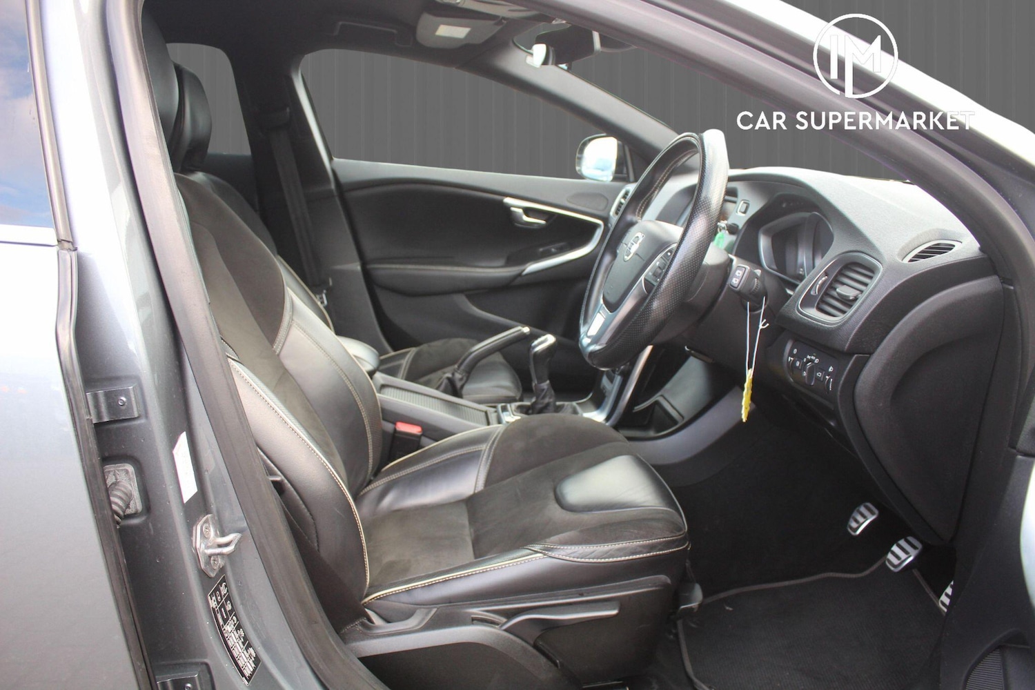 Used Volvo V40 2014 for sale - 76059511: Photo 11