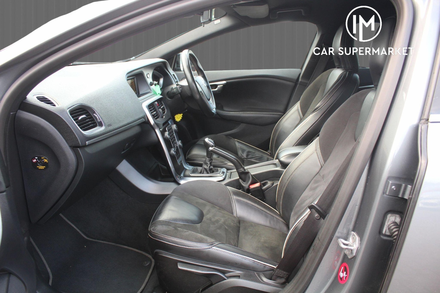 Used Volvo V40 2014 for sale - 76059511: Photo 19