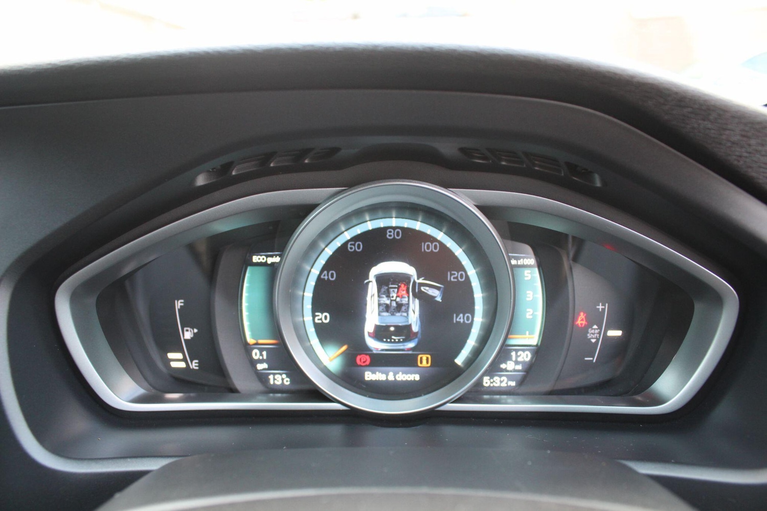 Used Volvo V40 2014 for sale - 76059511: Photo 23