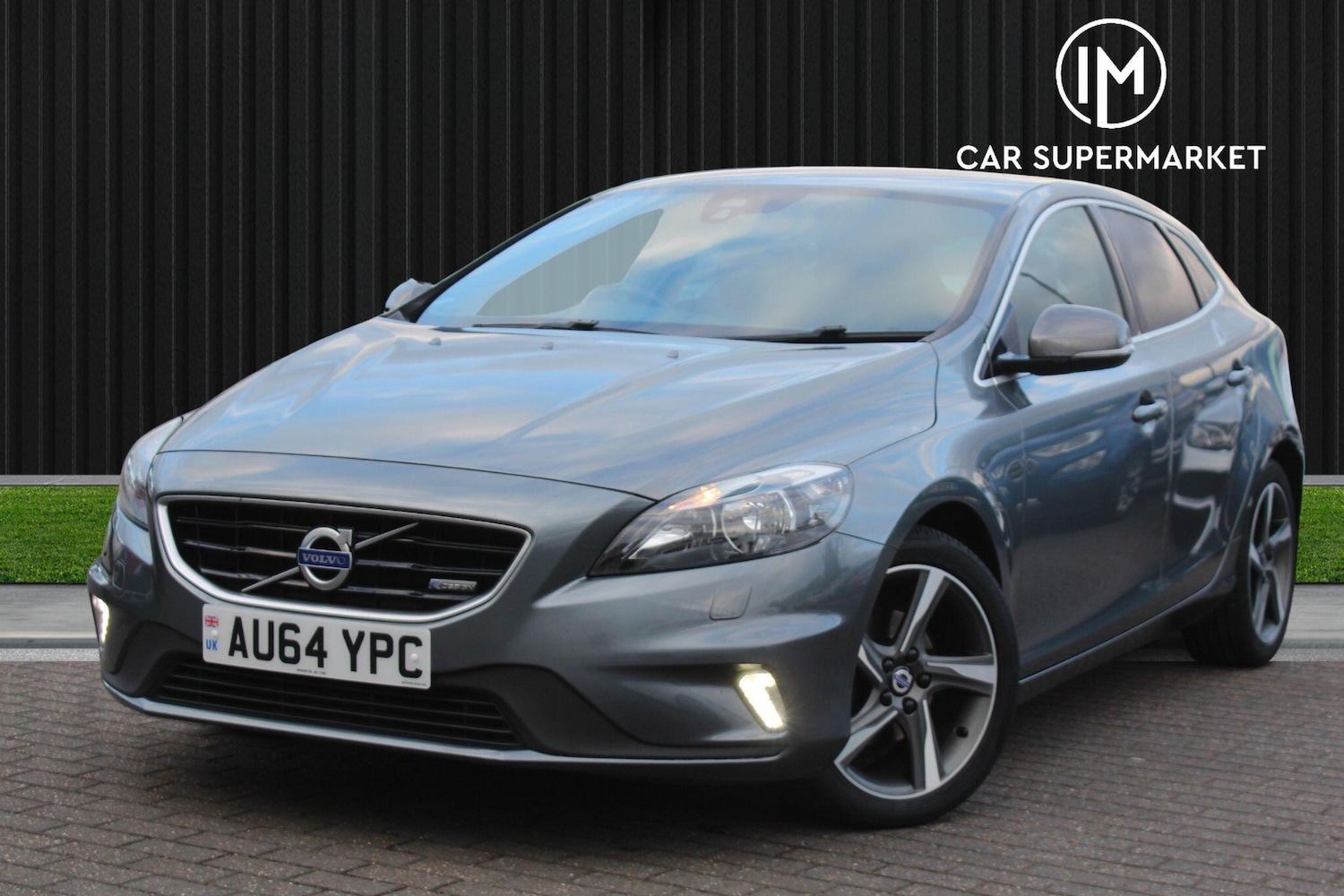 Used Volvo V40 2014 for sale - 76059511: Photo 3
