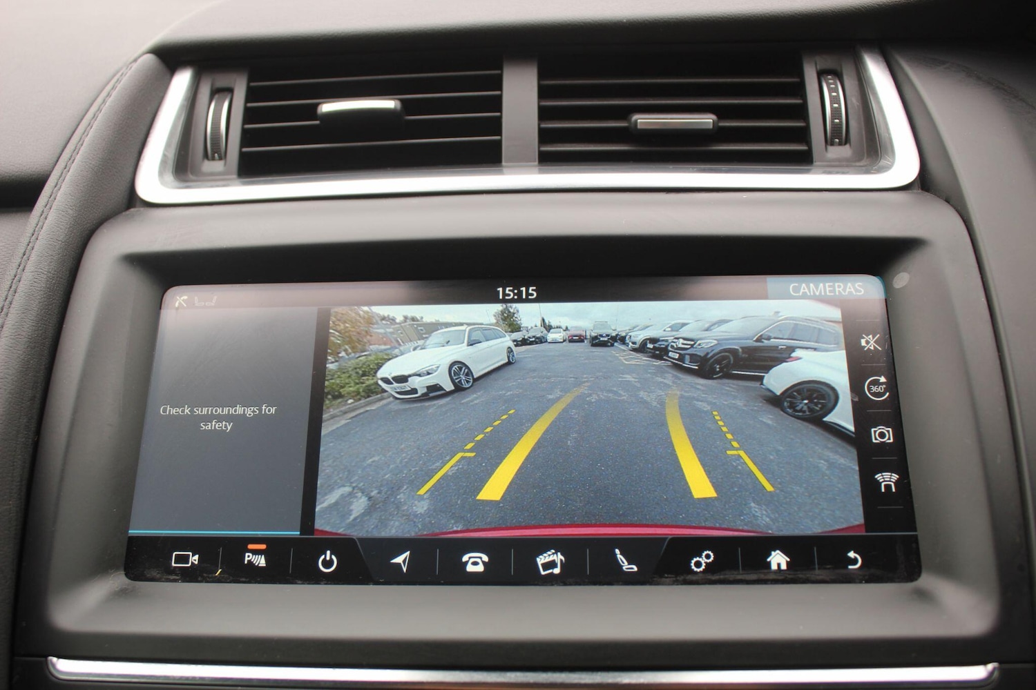 Used Jaguar E-Pace 2018 for sale - 76995366: Photo 28