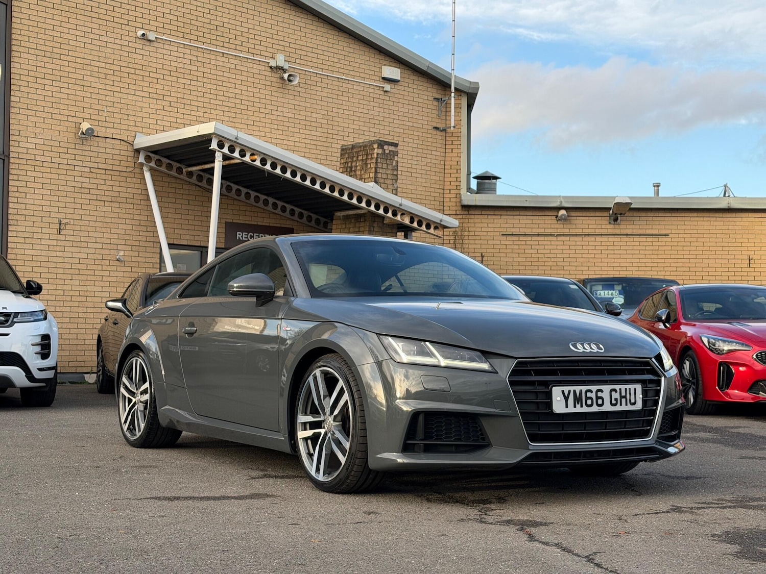 Used Audi TT 2017 for sale - 76473160: Photo 17