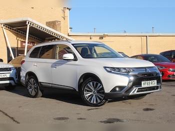 Mitsubishi - Outlander