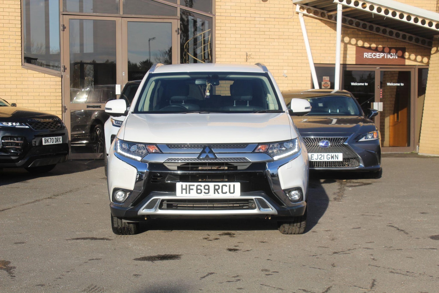 Used Mitsubishi Outlander 2020 for sale - 76613168: Photo 2