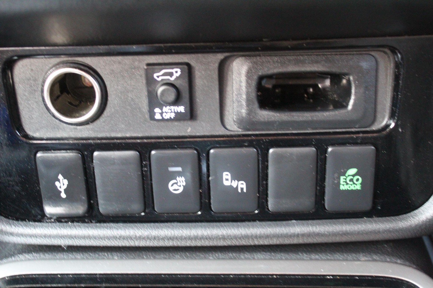 Used Mitsubishi Outlander 2020 for sale - 76613168: Photo 34