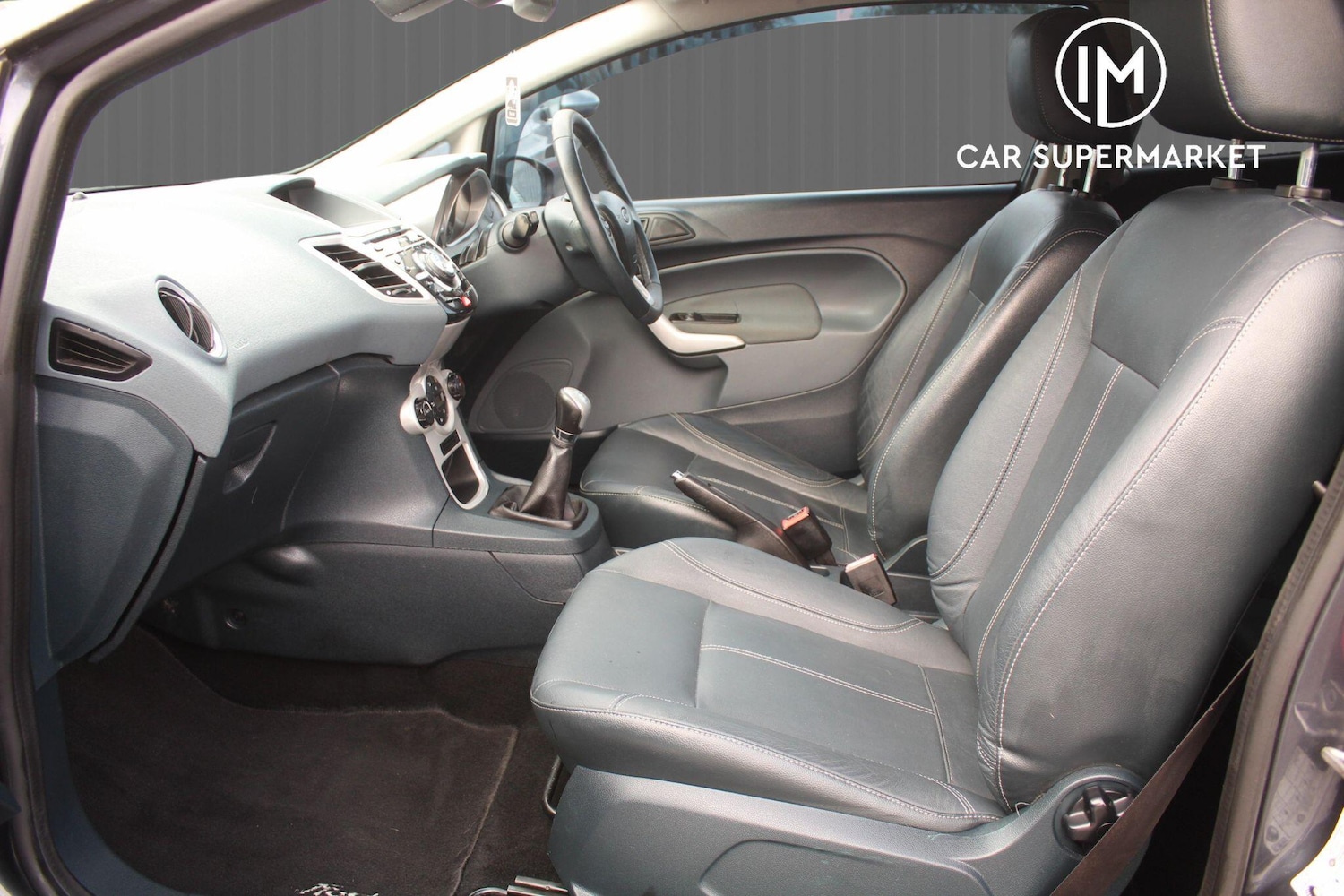 Used Ford Fiesta 2010 for sale - 76327139: Photo 15
