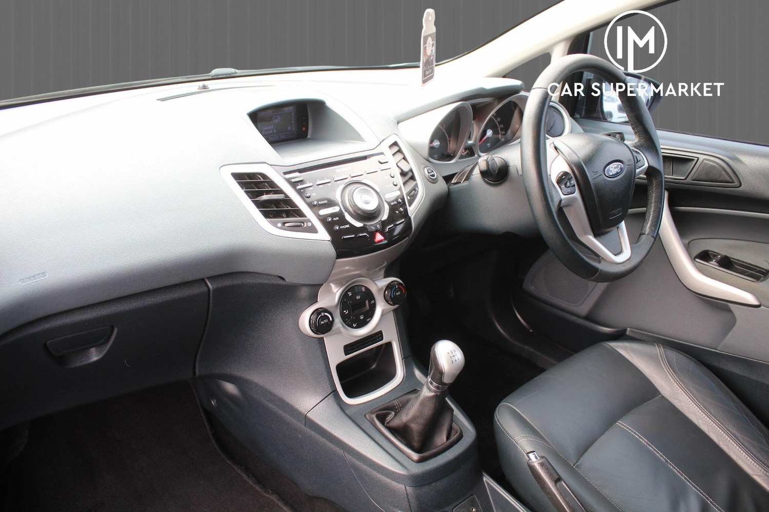 Used Ford Fiesta 2010 for sale - 76327139: Photo 16